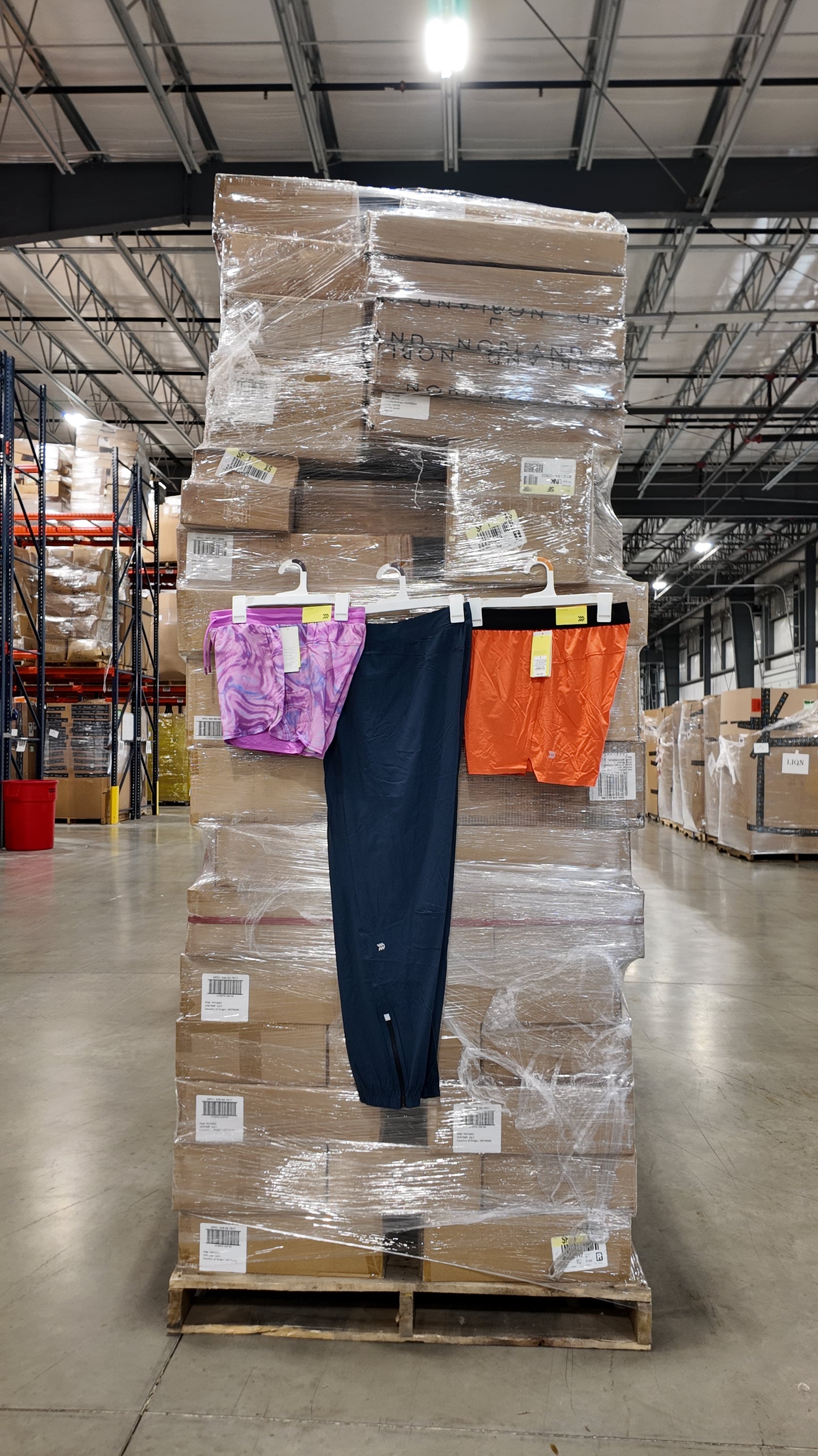 Purchase TGT case pack truckloads featuring a mix of clothing, shoes, and accessories for men, women, kids, and babies, in various seasons and sizes, from Zapps Wholesale.