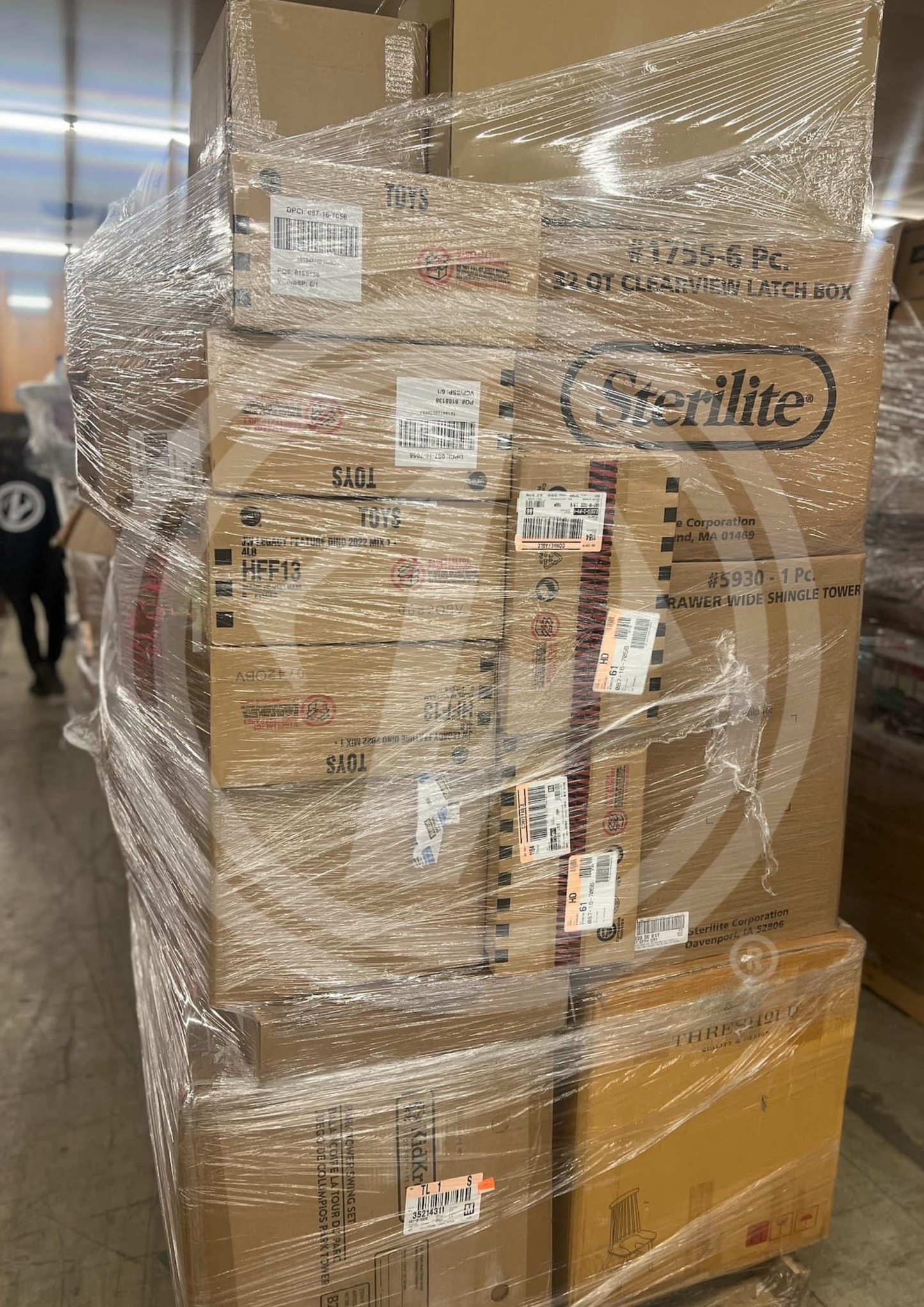 Purchase TGT general merchandise truckloads featuring a mix of home goods, kids' toys, electronics, furniture, and clothing from Zapps Wholesale.