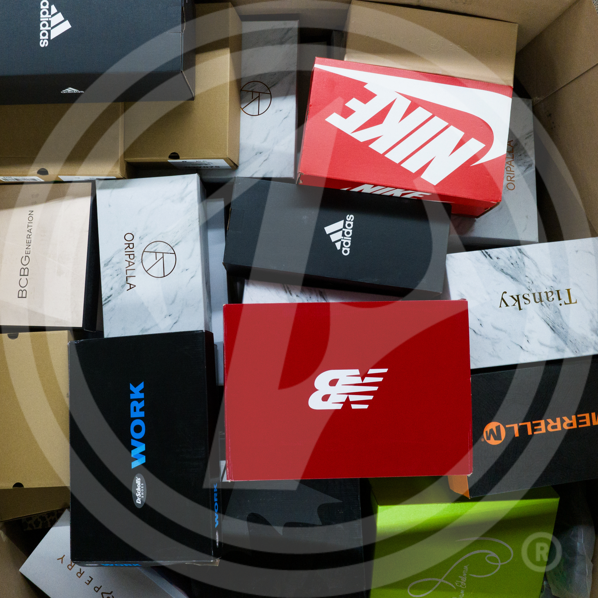 Purchase AMZ Shoes truckloads featuring a mix of large name brands, including Adidas, Dr. Scholl's, Polo, Nike, Clarks, Puma, Reebok, and more from Zapps Wholesale.